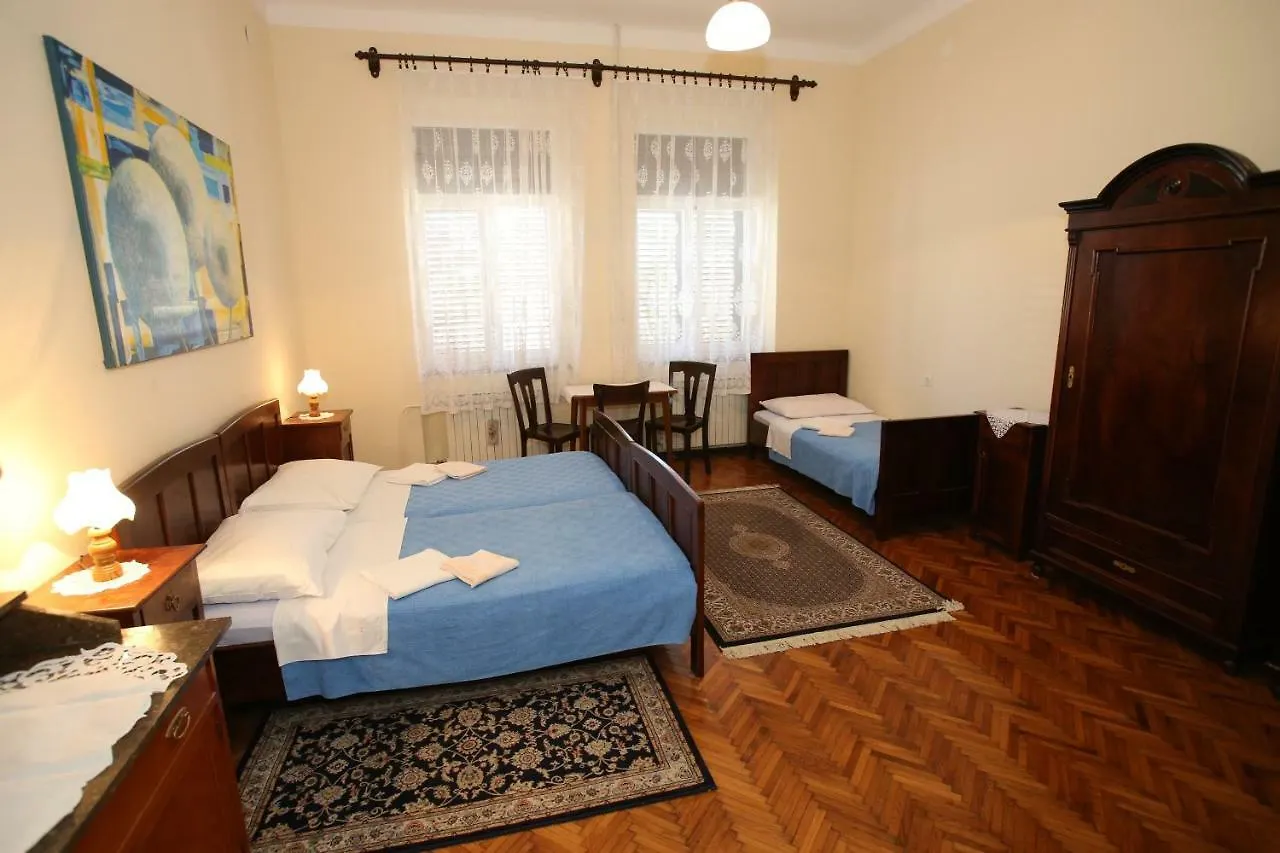 Apartment & Rooms Three Angels Baska  Baska (Krk)